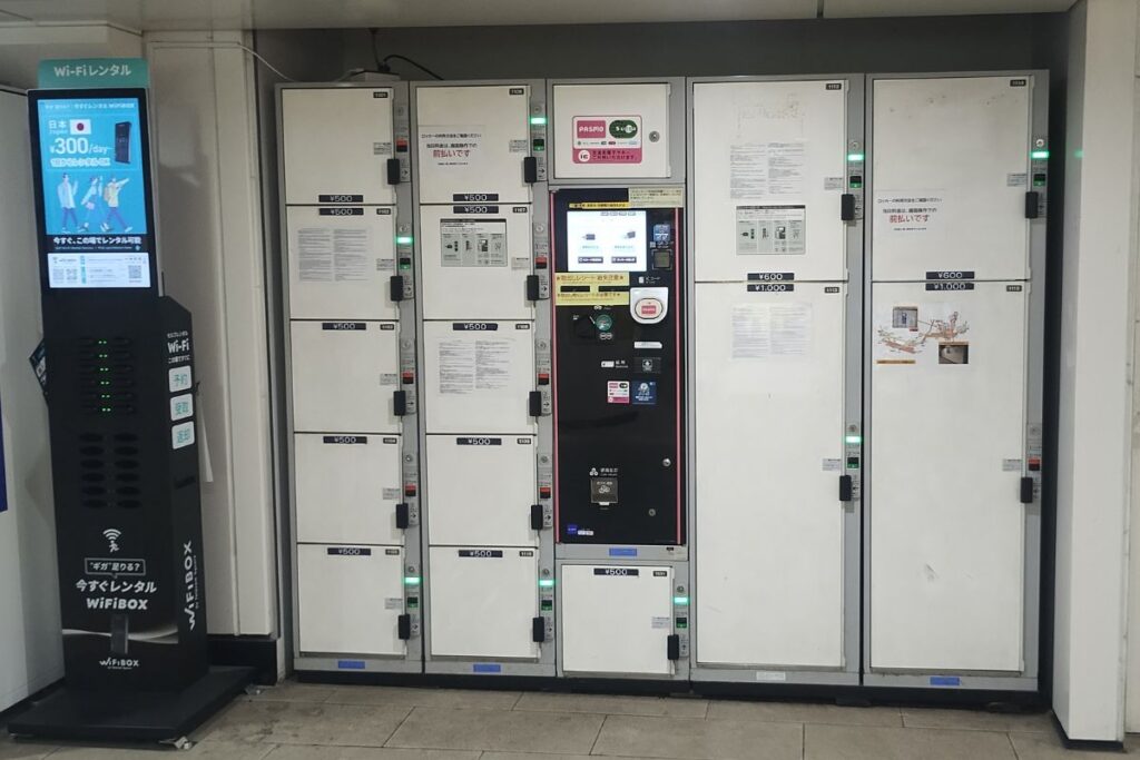 銀座線浅草駅の吾妻橋方面改札側のコインロッカー